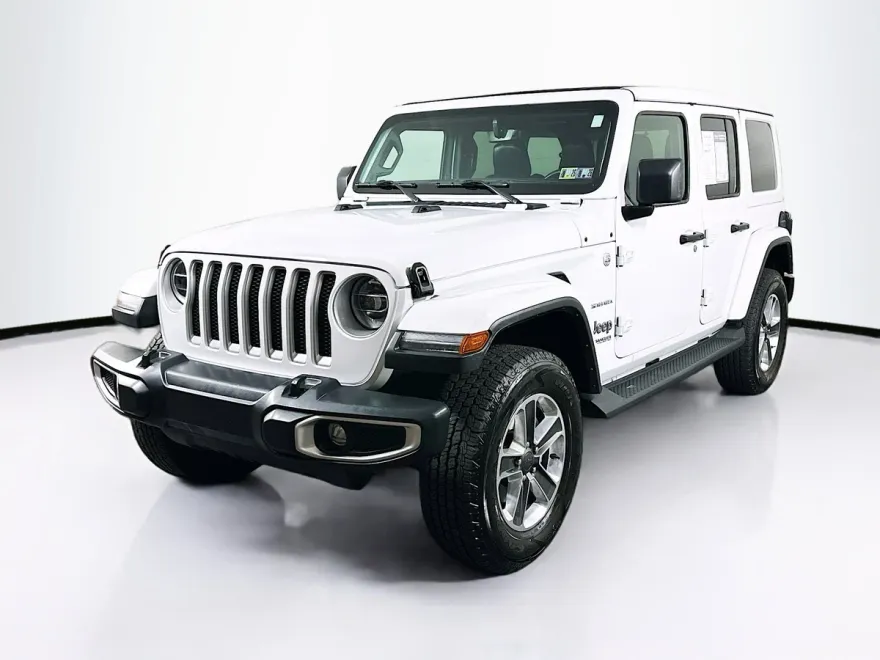 2022 Jeep Wrangler Unlimited Sahara photo 1