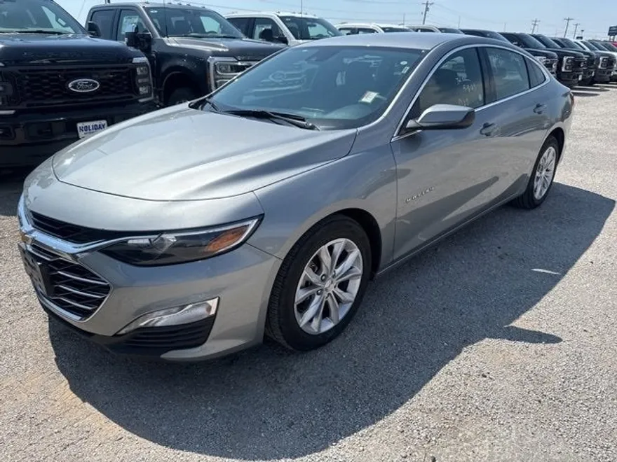 2024 Chevrolet Malibu 1LT photo 1