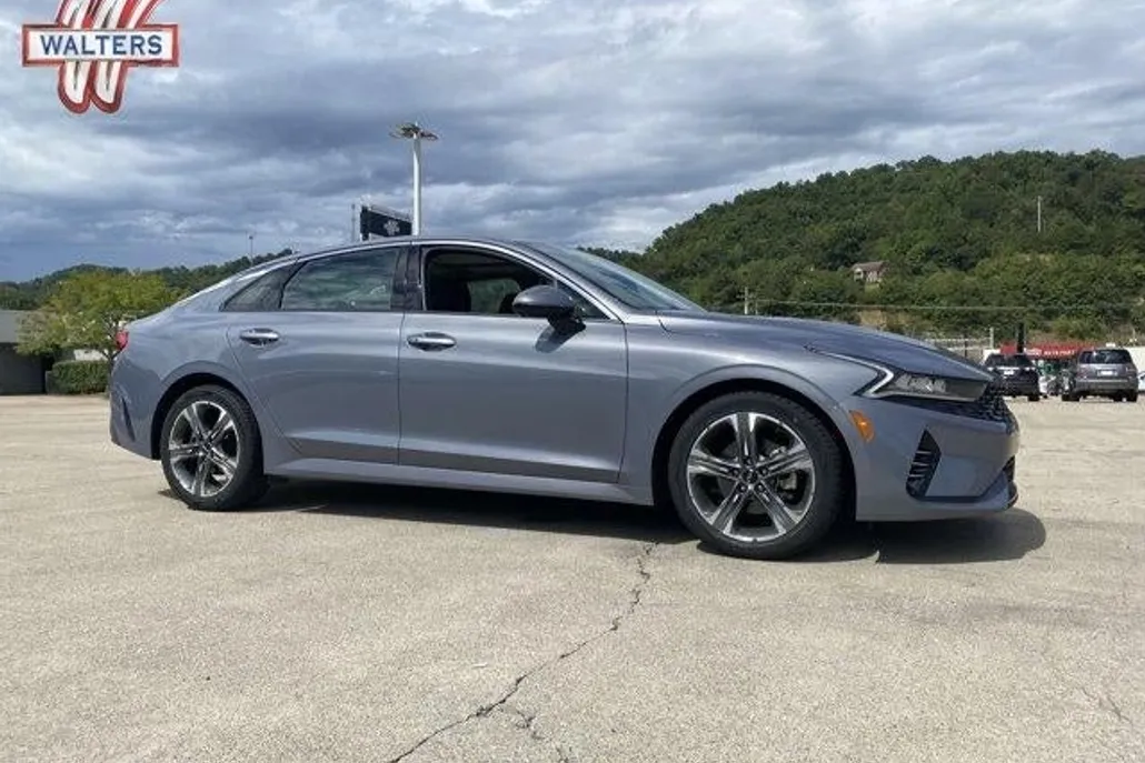 2023 Kia K5 EX photo 1