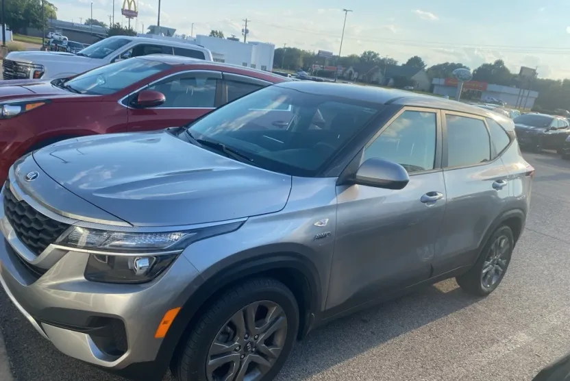 2021 Kia Seltos LX photo 1