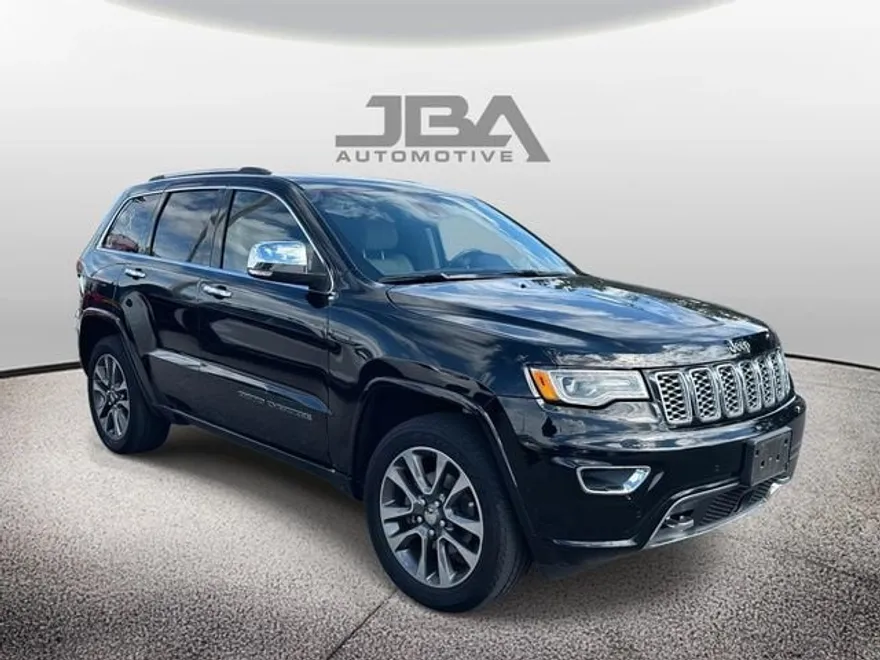 2017 Jeep Grand Cherokee Overland photo 1