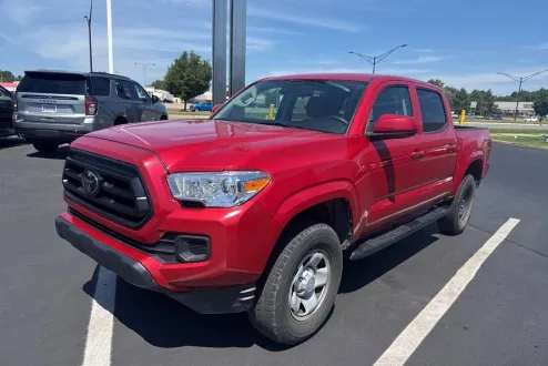 2022 Toyota Tacoma 4x4 SR photo 1