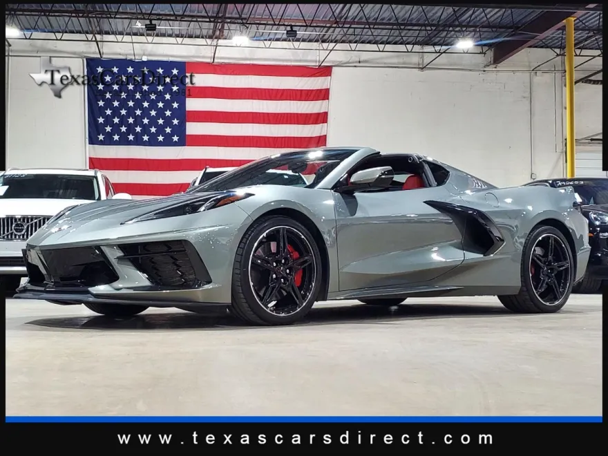 2023 Chevrolet Corvette 2LT photo 1