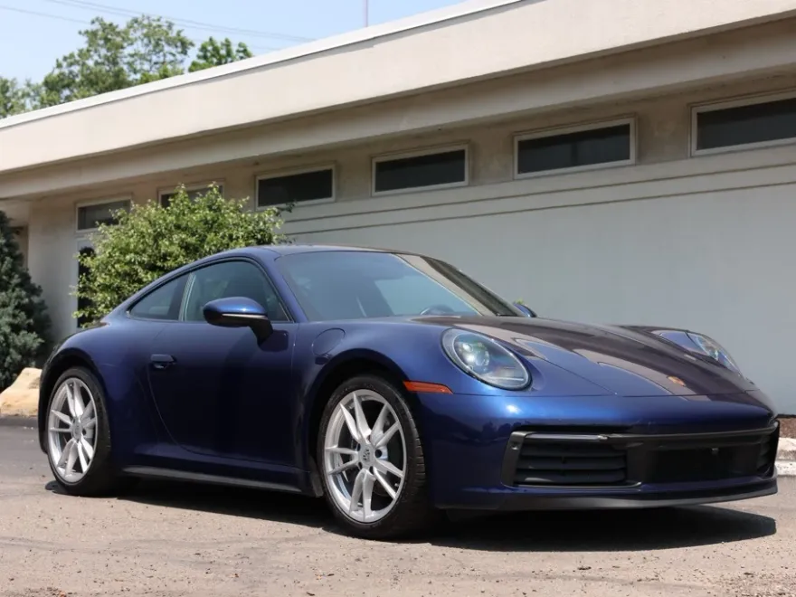 2022 Porsche 911 4 photo 1