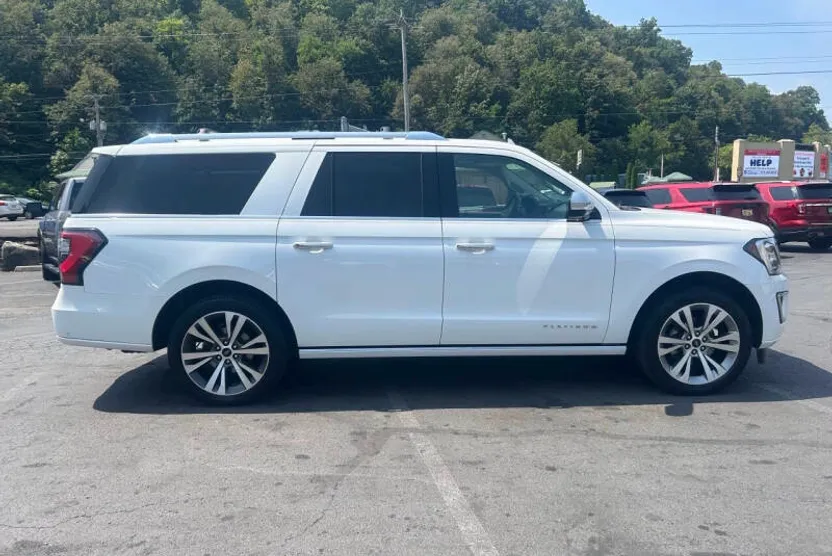 2020 Ford Expedition MAX Platinum photo 1