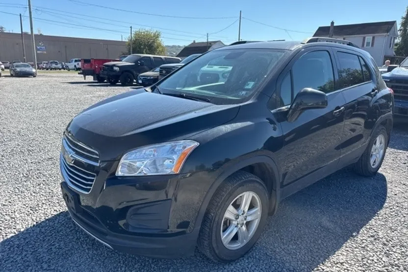 2016 Chevrolet Trax LT photo 1