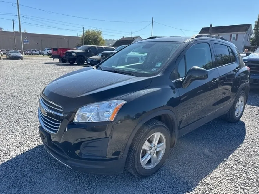 2016 Chevrolet Trax LT photo 1