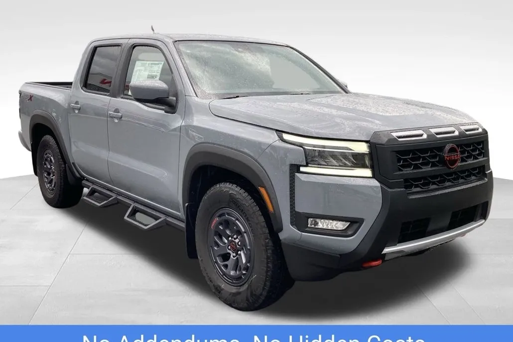2025 Nissan Frontier Crew Cab PRO-X photo 1