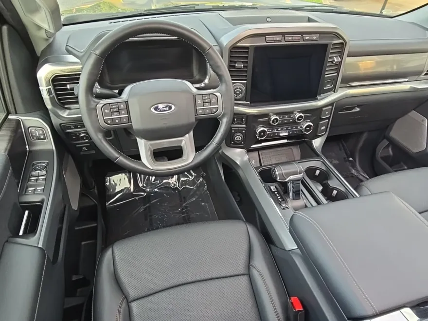 2022 Ford F-150 Lariat photo 1