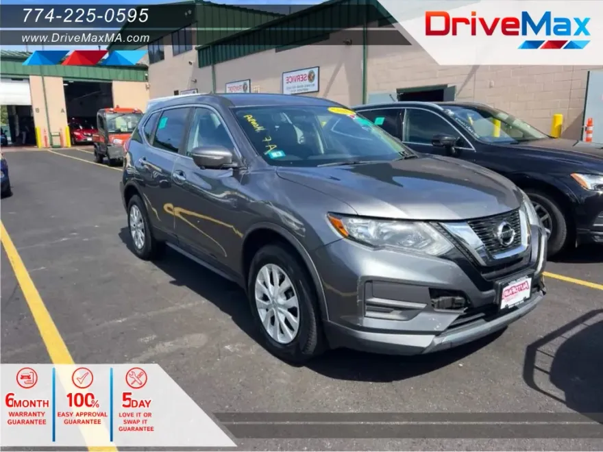 2017 Nissan Rogue photo 1