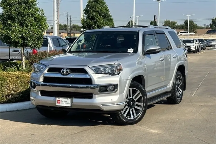 2018 Toyota 4Runner Limited photo 1