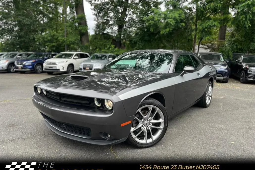 2019 Dodge Challenger SXT photo 1