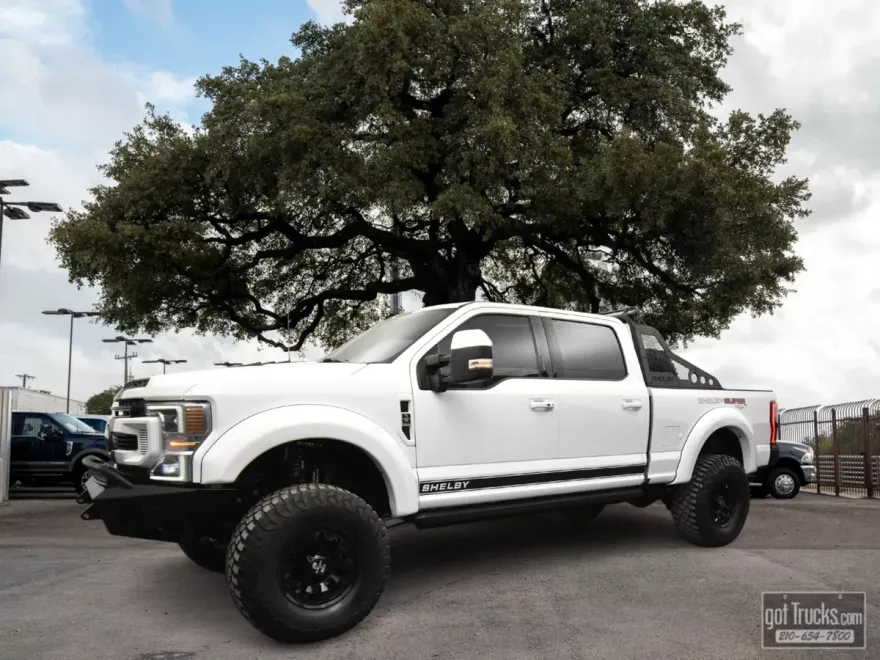 2022 Ford F-250 Lariat photo 1