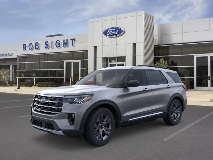 2025 Ford Explorer photo 1