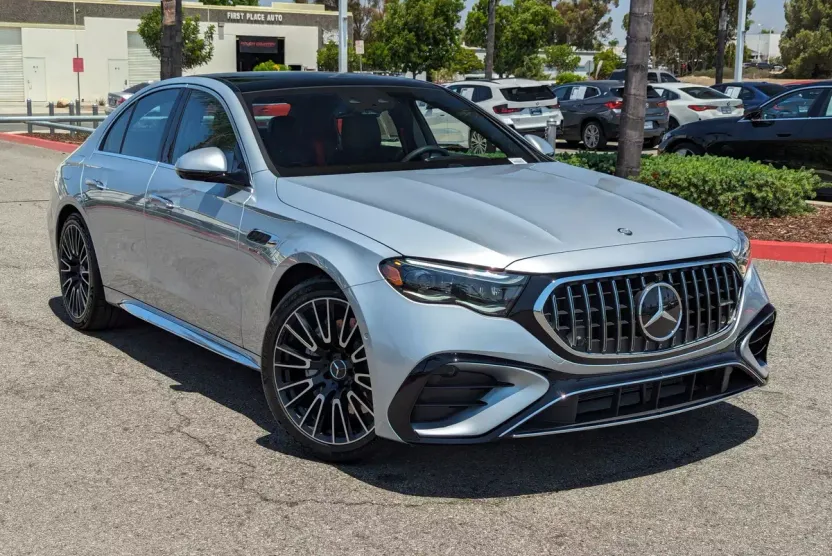 2025 Mercedes Benz E AMG 53 photo 1