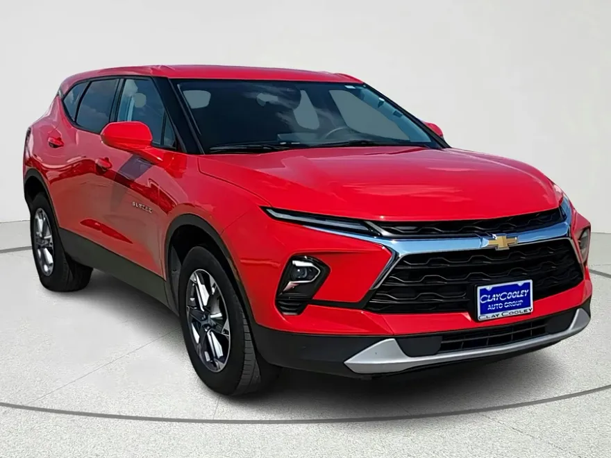 2023 Chevrolet Blazer 2LT photo 1