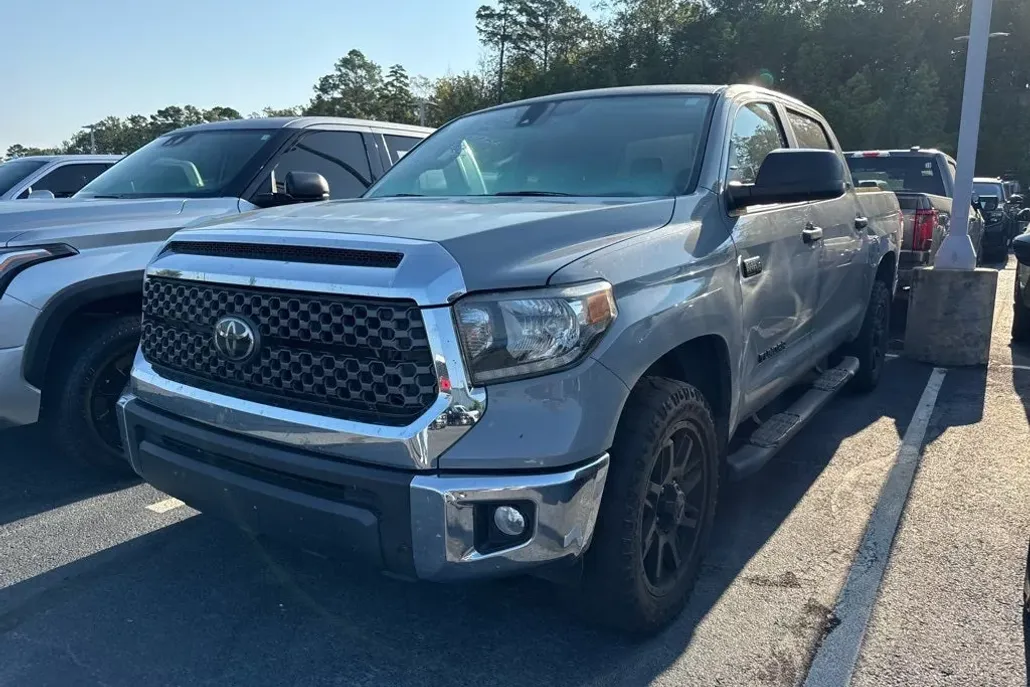 2020 Toyota Tundra SR5 Grade photo 1