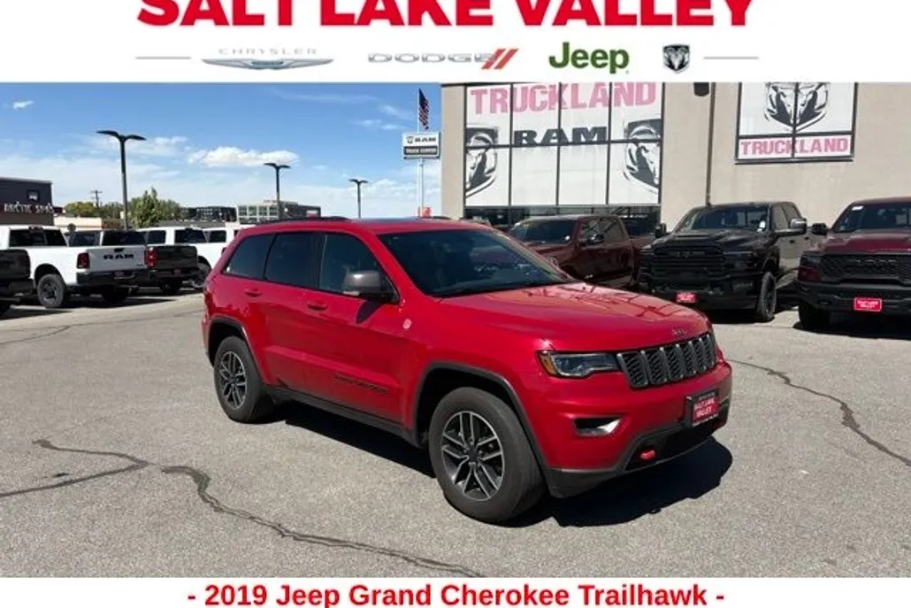 2019 Jeep Grand Cherokee Trailhawk photo 1