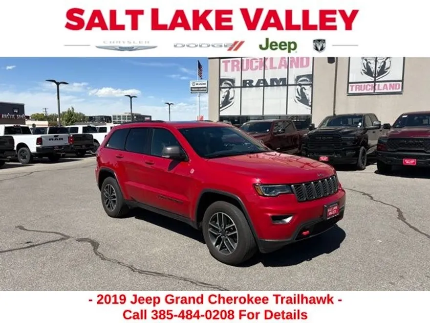 2019 Jeep Grand Cherokee Trailhawk photo 1