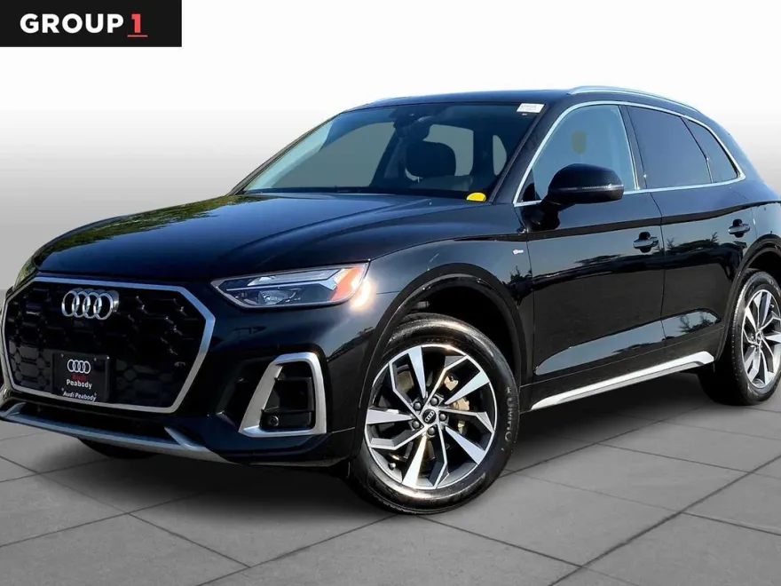 2022 Audi Q5 S line Premium Plus photo 1