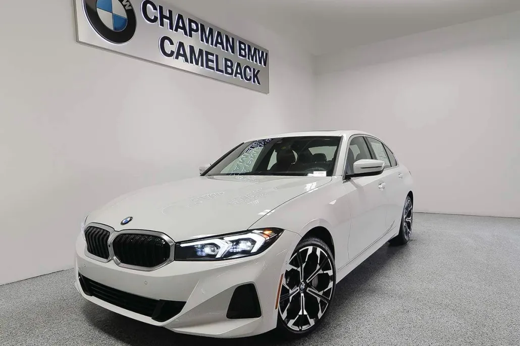 2025 Bmw 330i photo 1