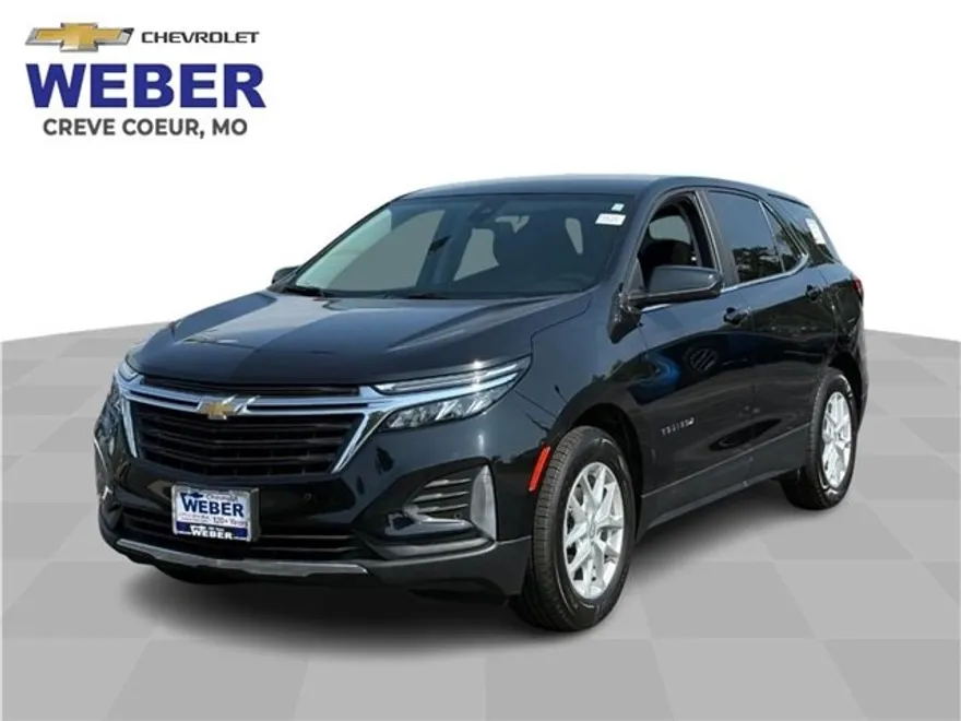 2023 Chevrolet Equinox LT photo 1