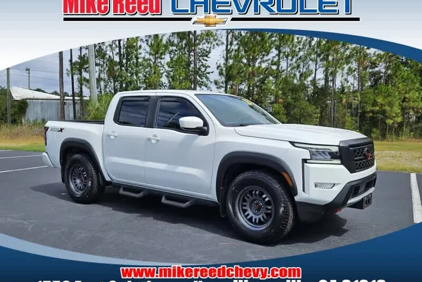 2023 Nissan Frontier PRO-X Crew Cab photo 1