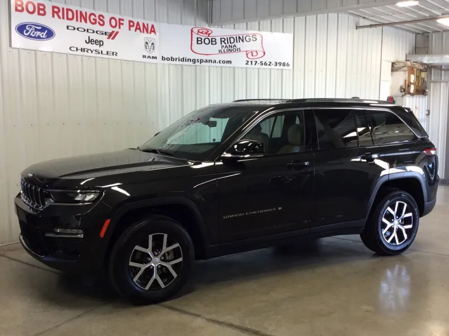 2023 Jeep Grand Cherokee Limited photo 1