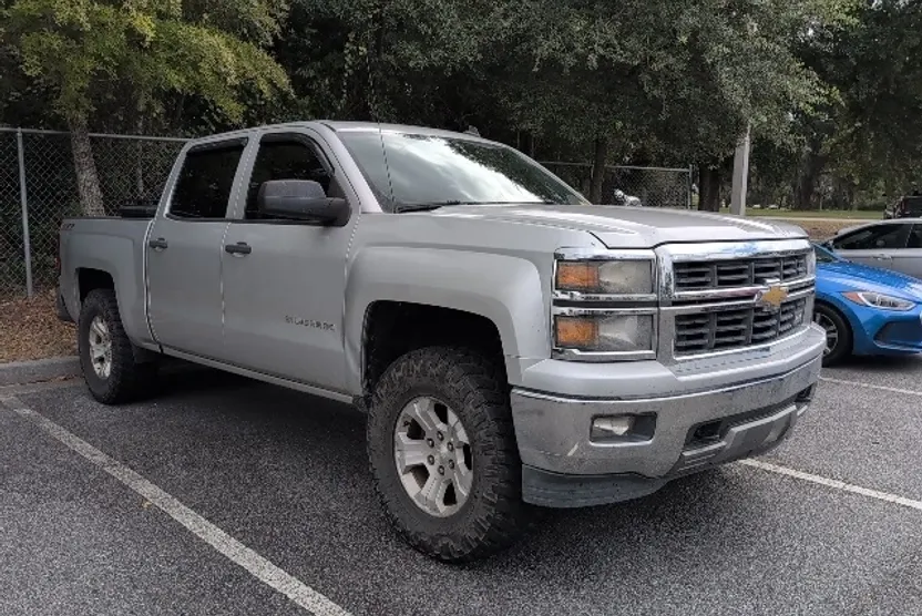 2014 Chevrolet Silverado 1500 LT photo 1