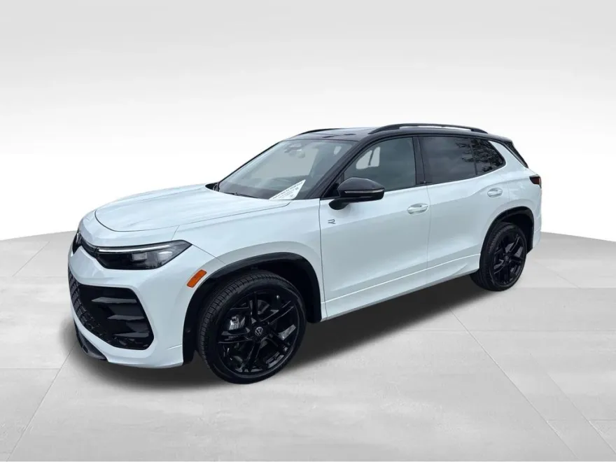 2025 Volkswagen Tiguan SE R-Line Black photo 1