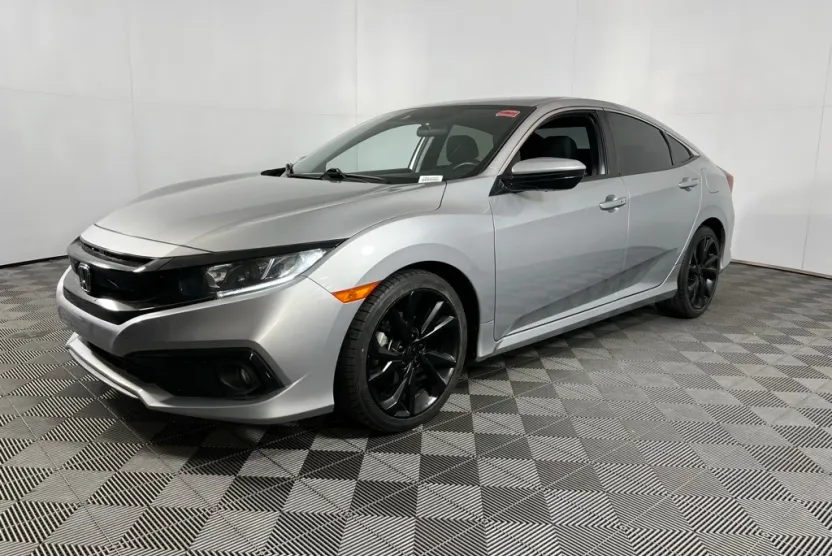 2021 Honda Civic Sport photo 1