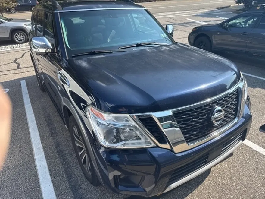 2017 Nissan Armada SL photo 1
