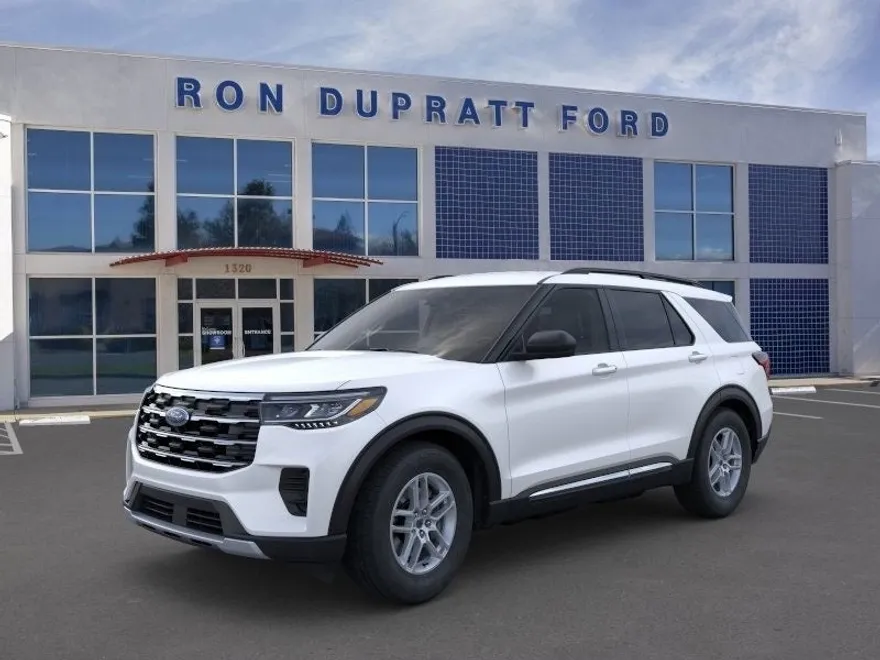 2025 Ford Explorer photo 1