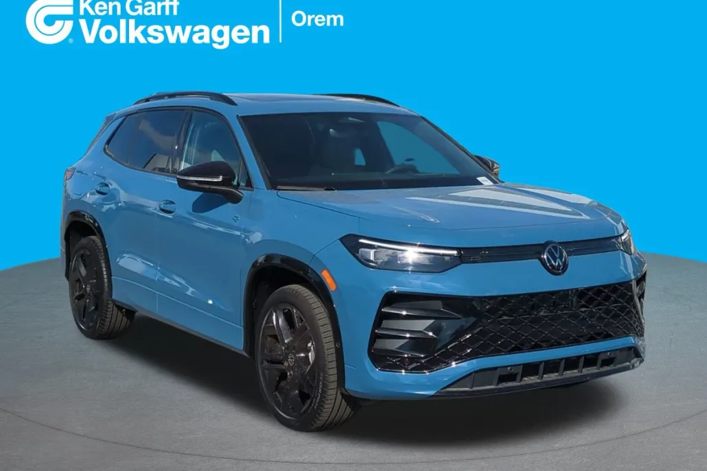 2025 Volkswagen Tiguan SE R-Line Black photo 1