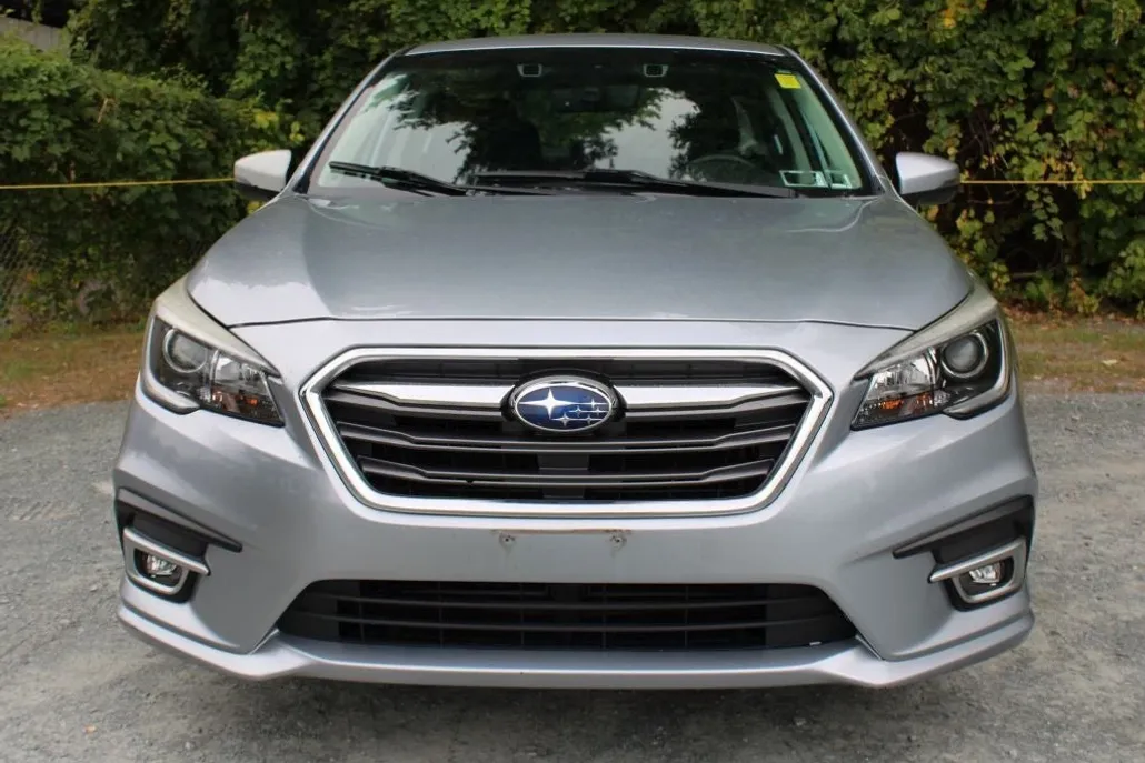2019 Subaru Legacy Premium photo 1