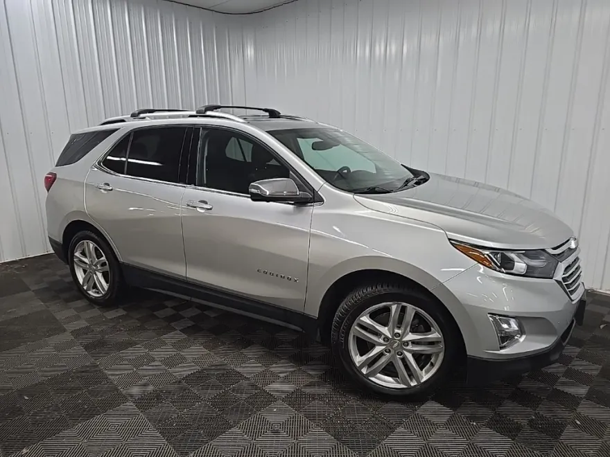 2019 Chevrolet Equinox Premier photo 1
