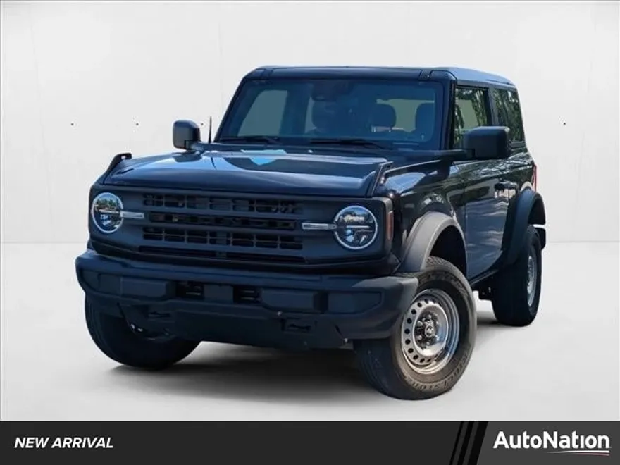 2022 Ford Bronco Base photo 1