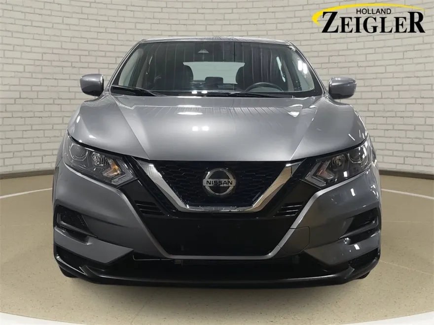 2022 Nissan Rogue Sport S photo 1