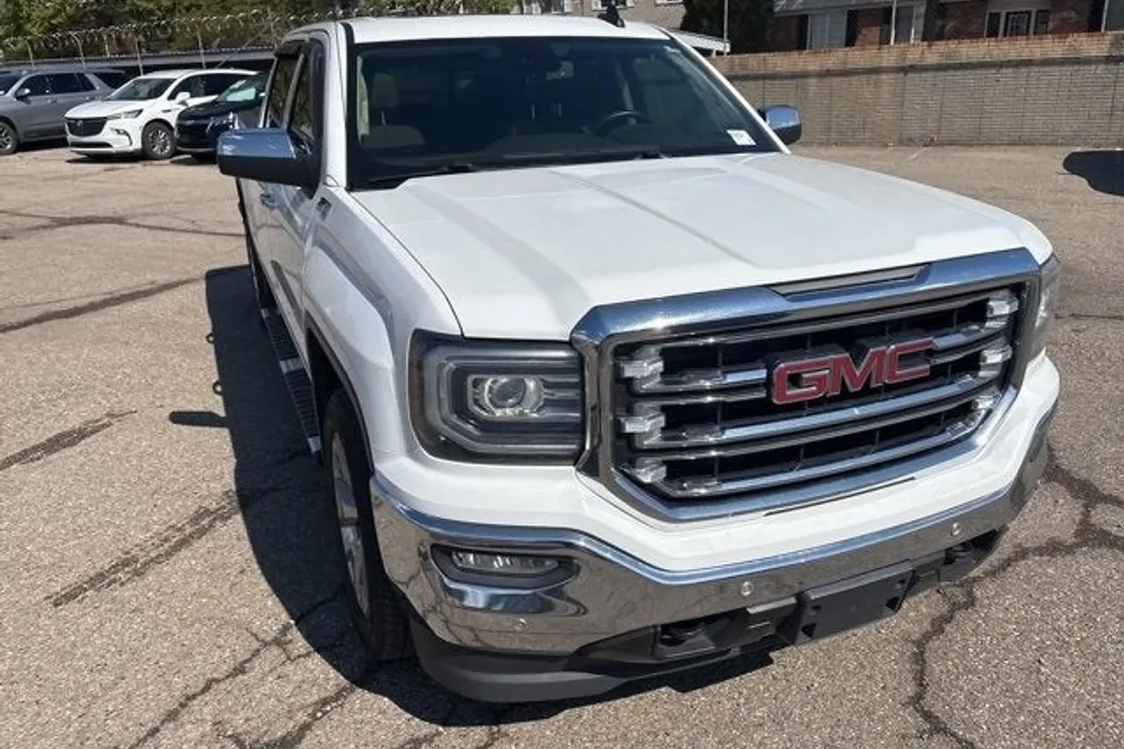 2018 Gmc Sierra 1500 SLT photo 1