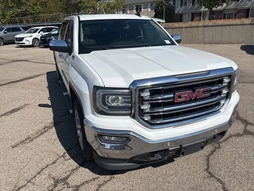 2018 Gmc Sierra 1500 SLT photo 1