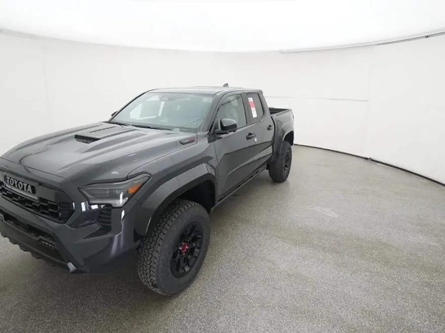 2025 Toyota Tacoma TRD Pro photo 5