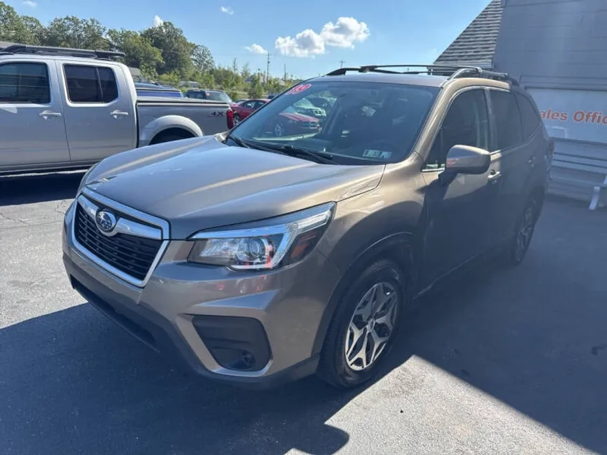 2019 Subaru Forester Premium photo 1