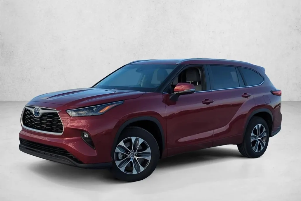 2023 Toyota Highlander Hybrid XLE photo 1