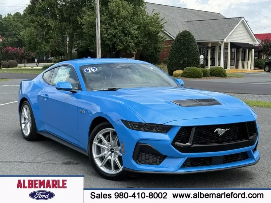 2025 Ford Mustang GT Premium photo 1