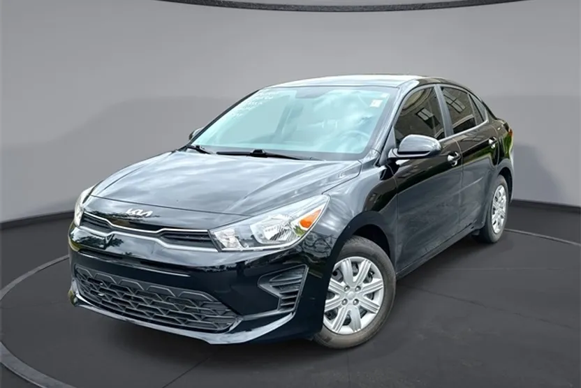 2022 Kia Rio LX photo 1