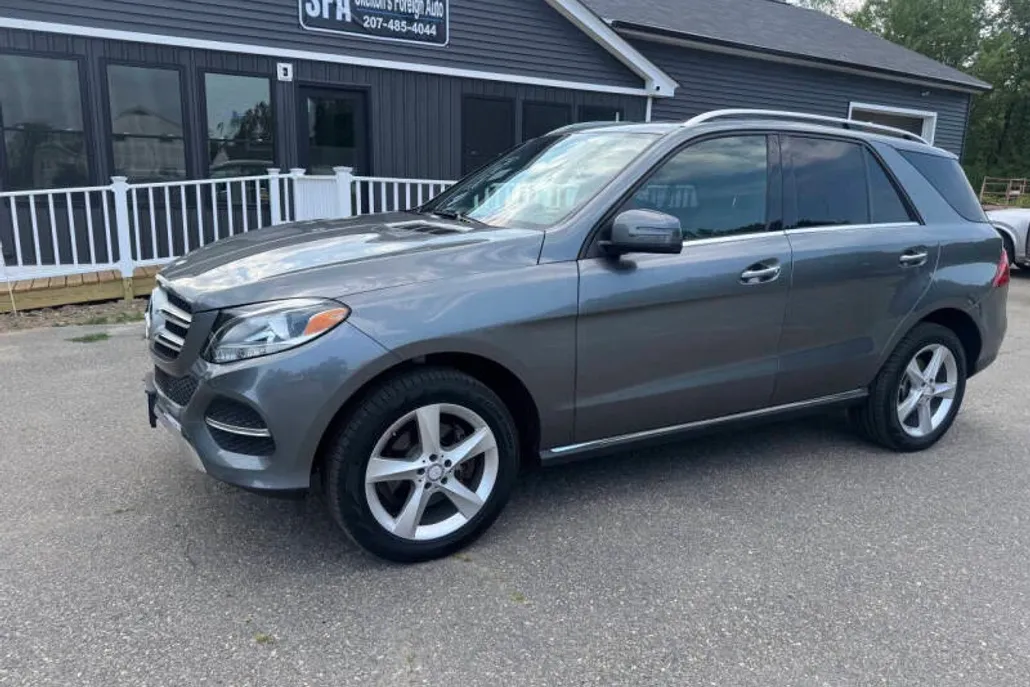 2017 Mercedes Benz GLE 350 4MATIC photo 1