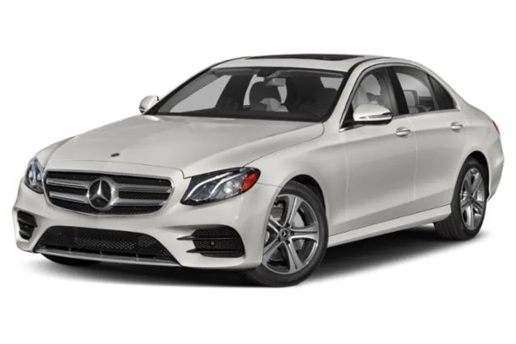 2020 Mercedes Benz E 350 photo 1