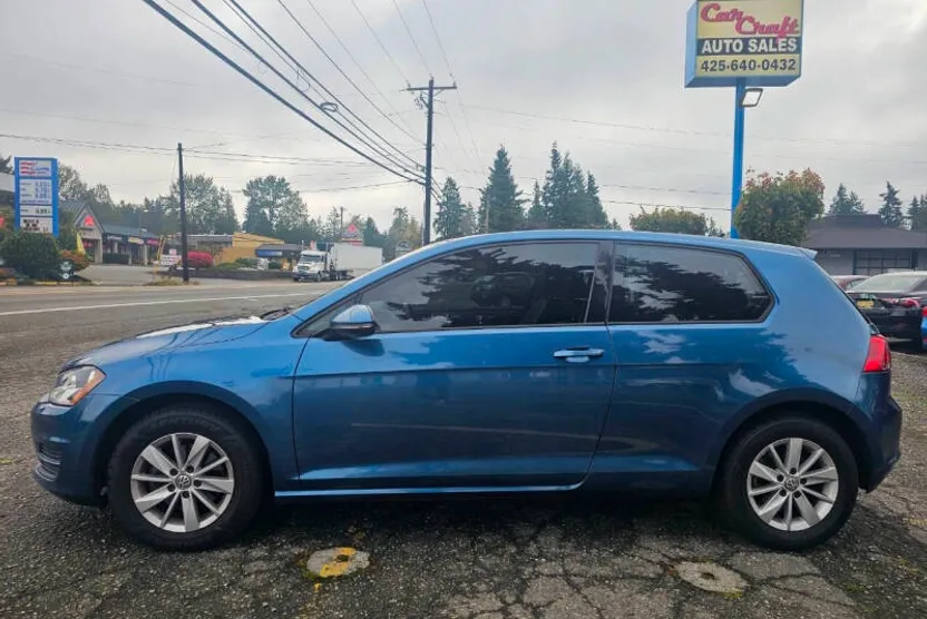 2015 Volkswagen Golf TSI S photo 1