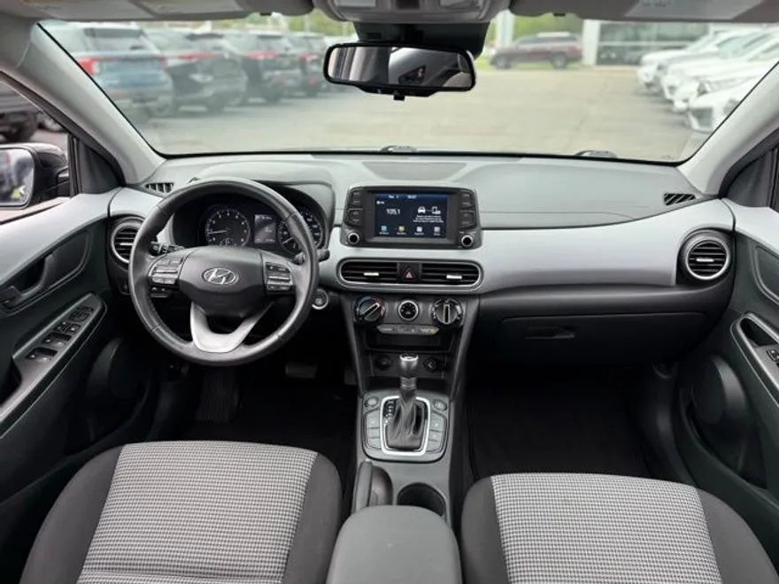 2019 Hyundai Kona SEL photo 1