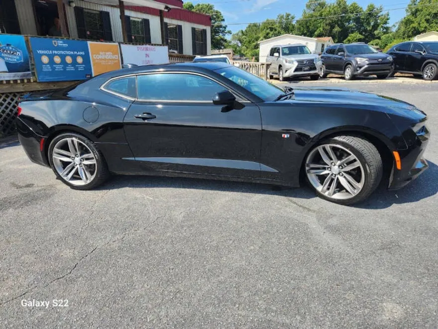 2018 Chevrolet Camaro 1LS 1LT photo 1